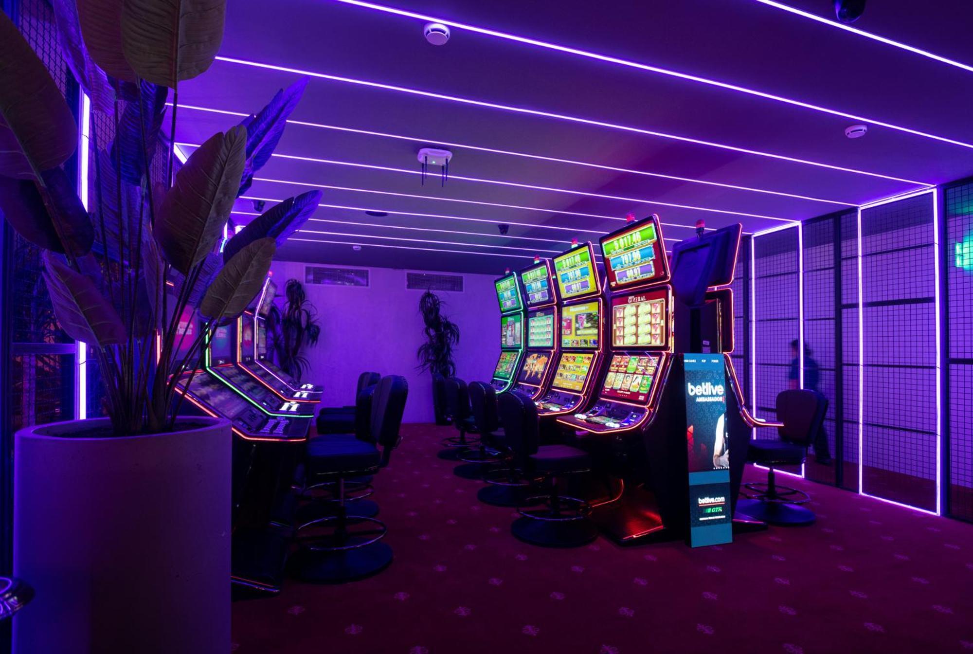 Bet25 Hotel Batumi Esterno foto