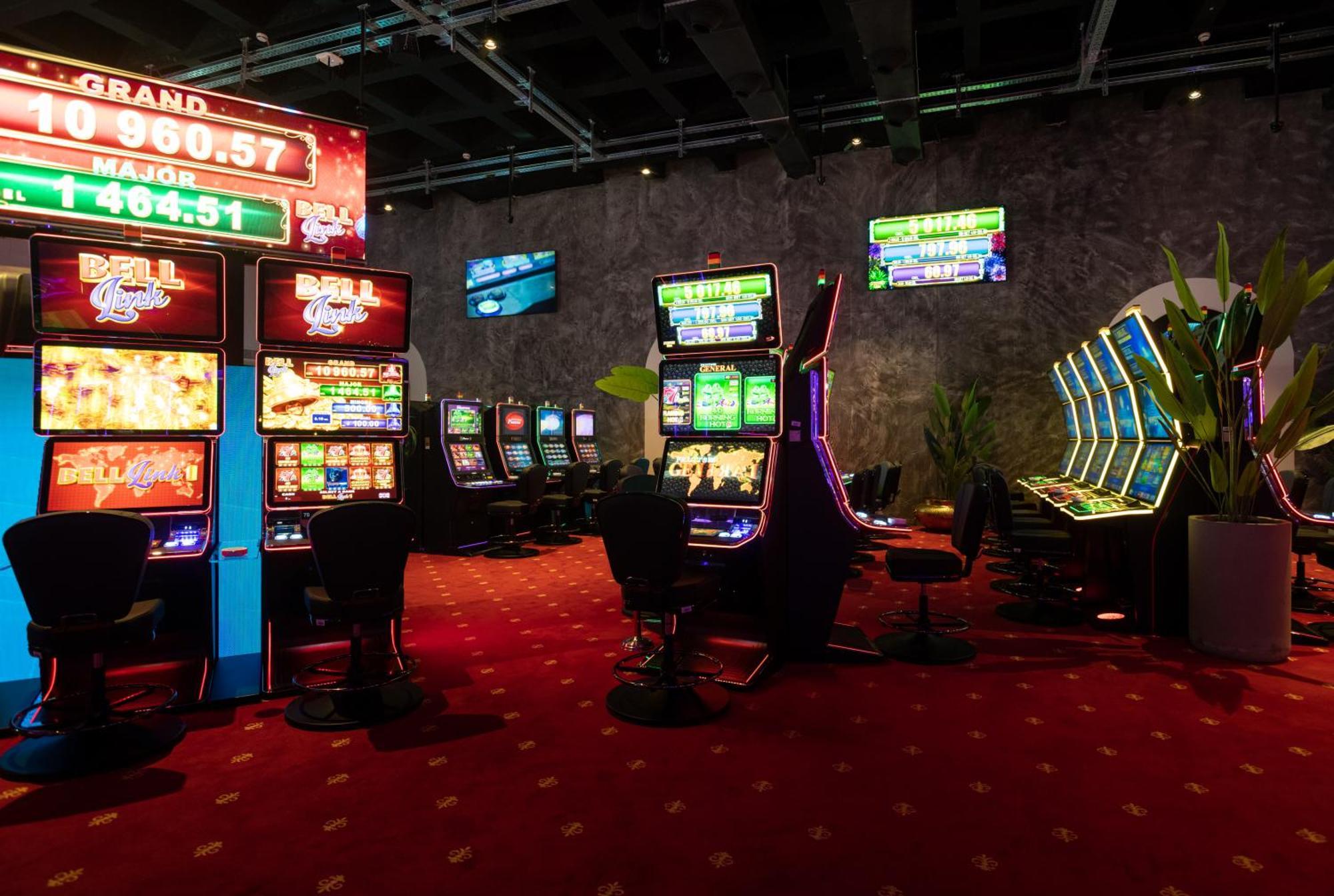 Bet25 Hotel Batumi Esterno foto