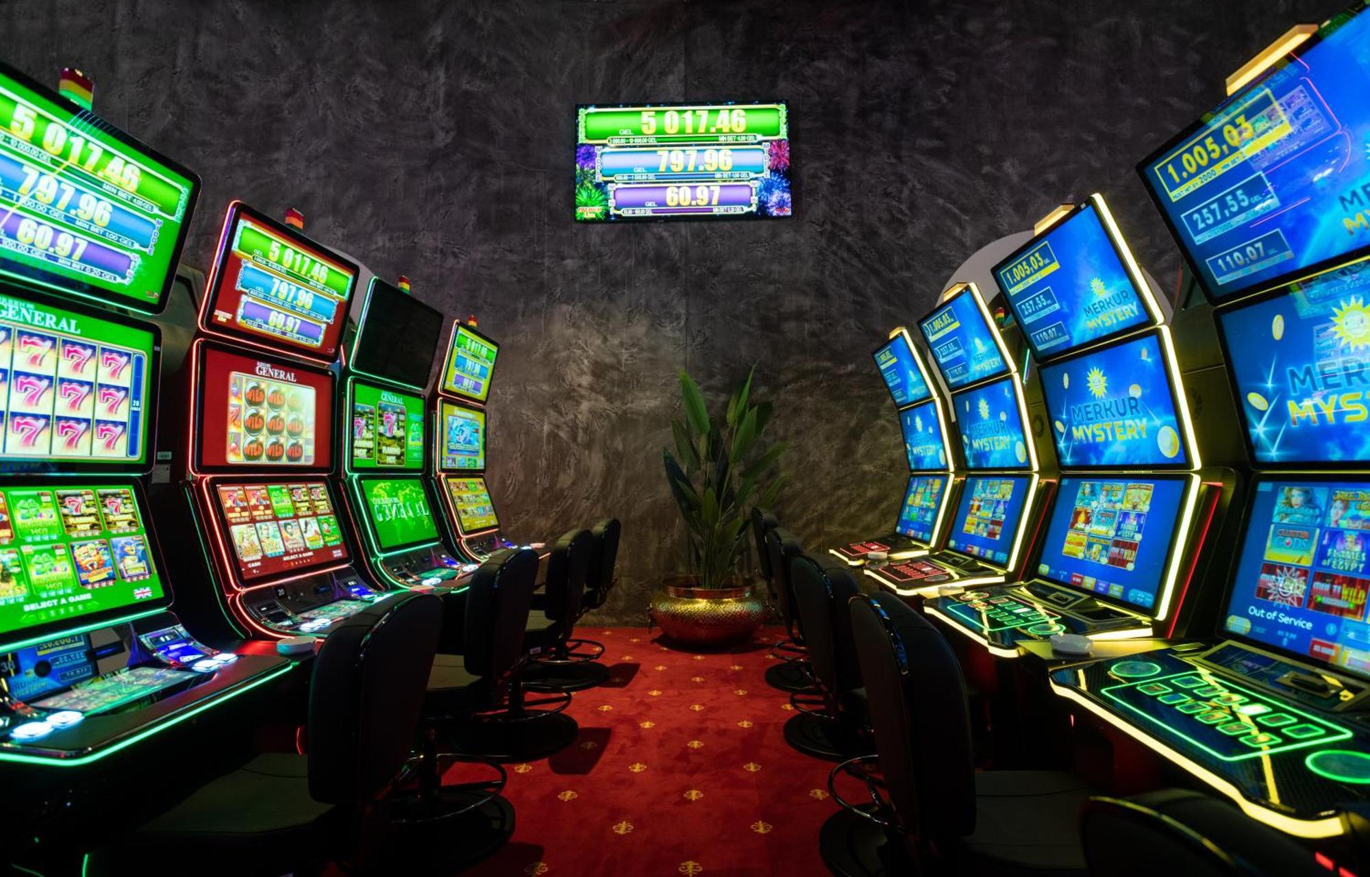 Bet25 Hotel Batumi Esterno foto