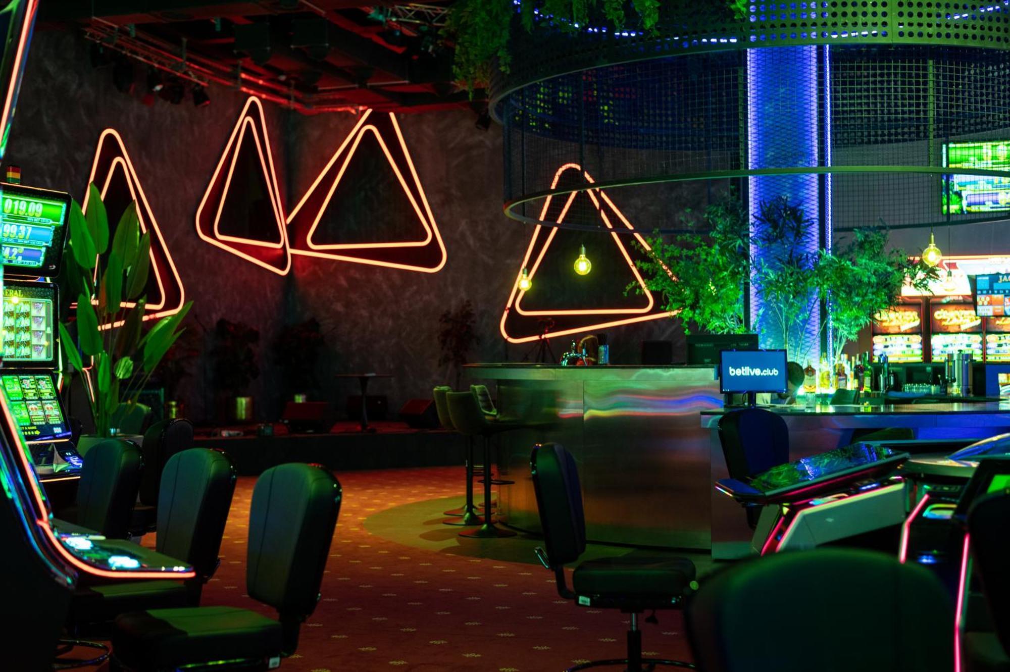 Bet25 Hotel Batumi Esterno foto
