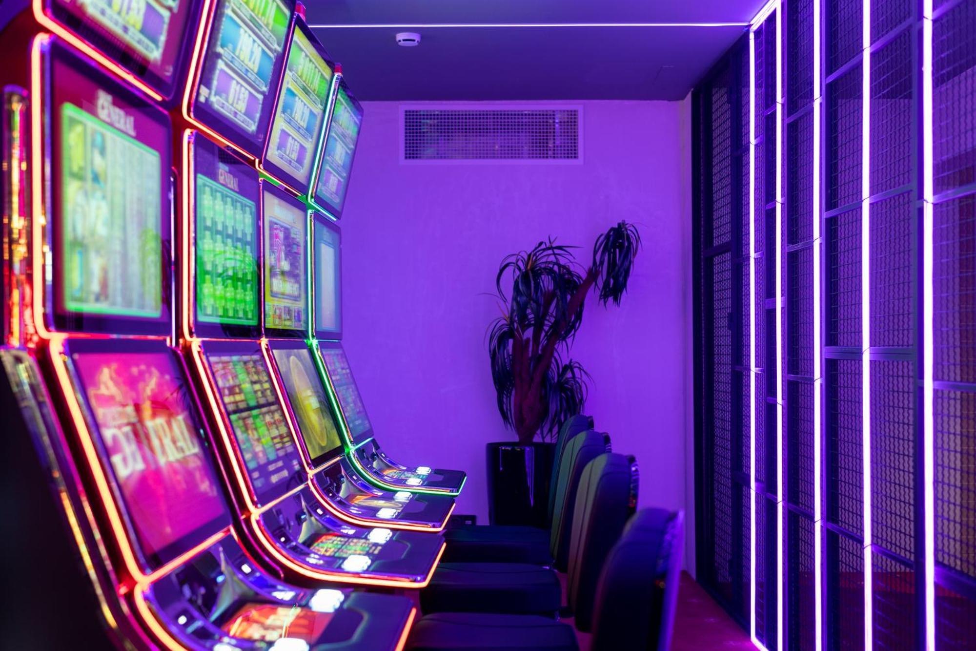 Bet25 Hotel Batumi Esterno foto