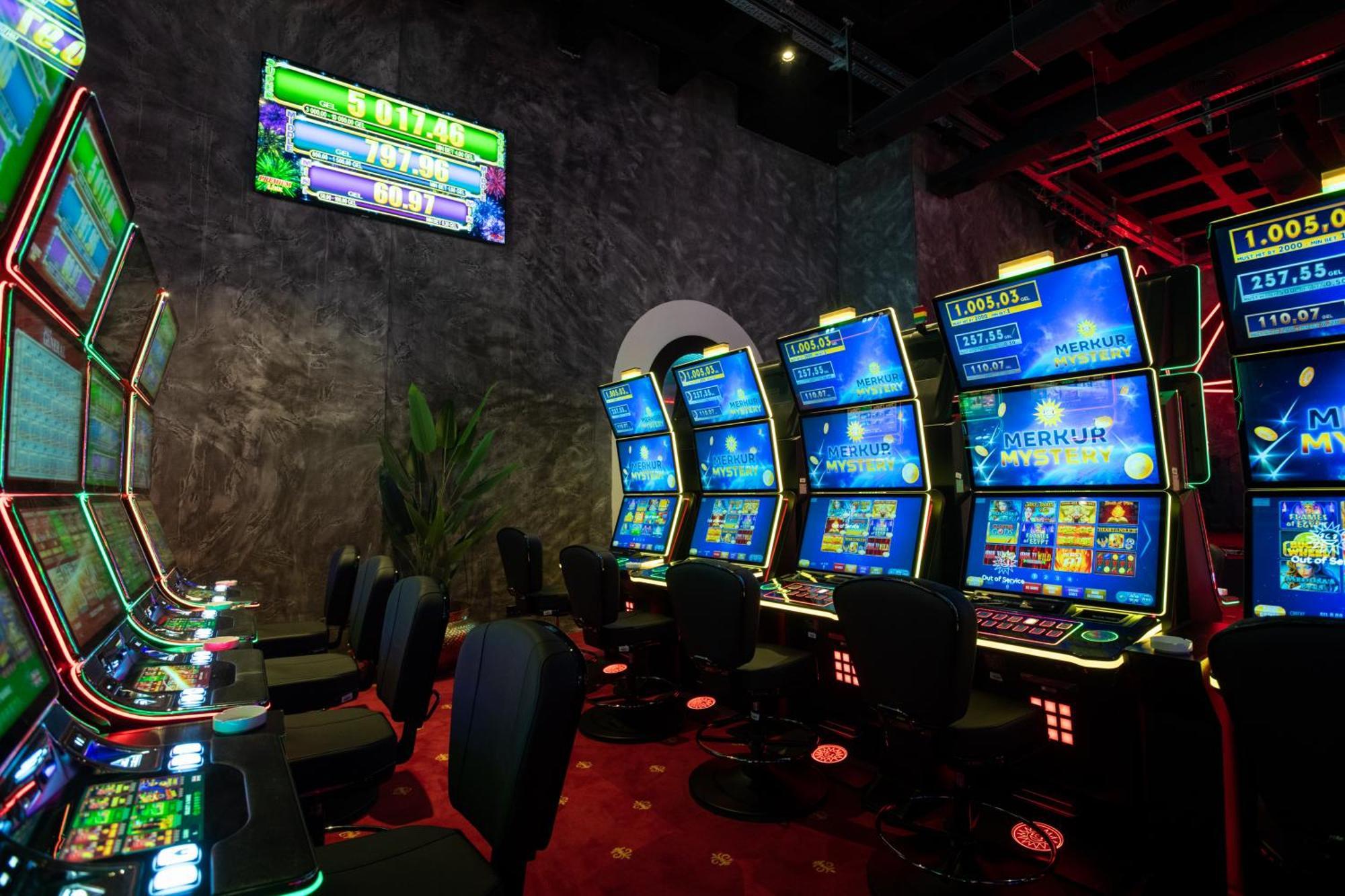 Bet25 Hotel Batumi Esterno foto